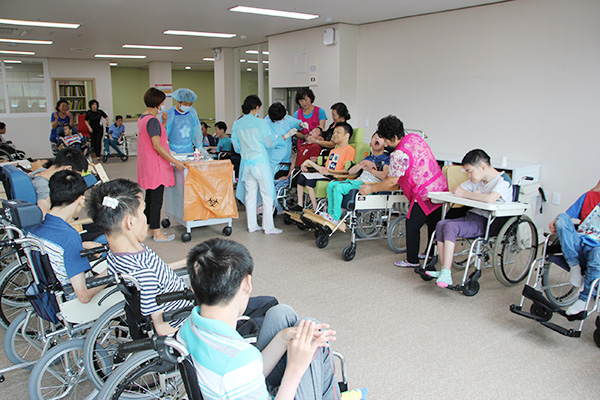 장애인치과 이동진료사업 진료2